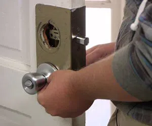 Homestead  Emergency Locksmith Homestead, FL 305-507-0143 - locksmith-12
